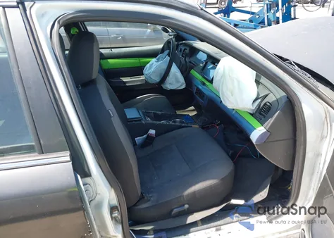 2009 Ford Crown Victoria Police/Police Interceptor z USA, uszkodzony, nr VIN 2FAHP71V79X135482